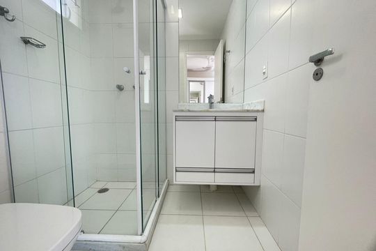 Banheiro 2 de apartamento à venda com 3 quartos, 70m² em Jaguaré, São Paulo