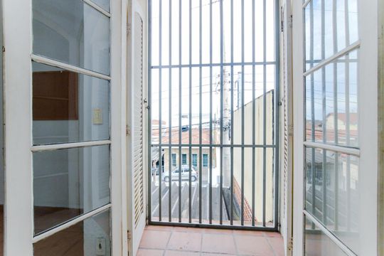 Varanda  de casa à venda com 3 quartos, 180m² em Vila Maranduba, Guarulhos