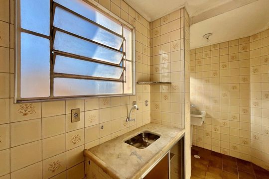 Cozinha e Área de Serviço de kitnet/studio à venda com 1 quarto, 47m² em Centro, Campinas