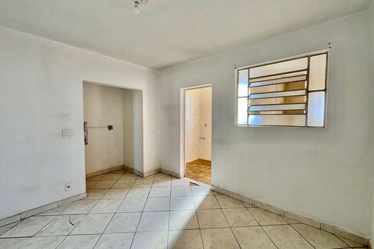 Sala de kitnet/studio à venda com 1 quarto, 47m² em Centro, Campinas