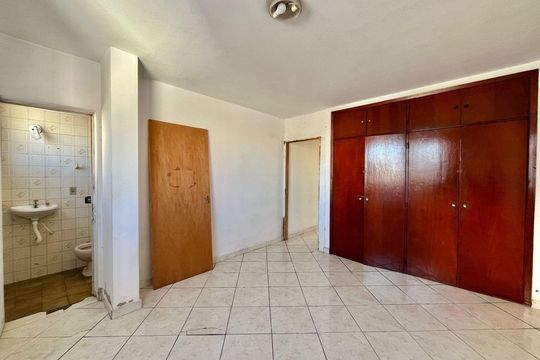 Quarto de kitnet/studio à venda com 1 quarto, 47m² em Centro, Campinas