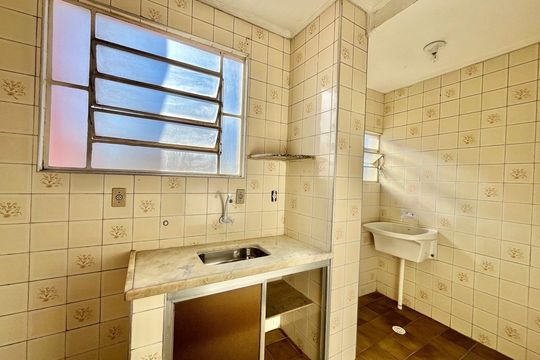 Cozinha e Área de Serviço de kitnet/studio à venda com 1 quarto, 47m² em Centro, Campinas