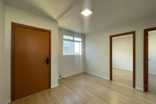 Sala de apartamento à venda com 2 quartos, 56m² em Canudos, Novo Hamburgo