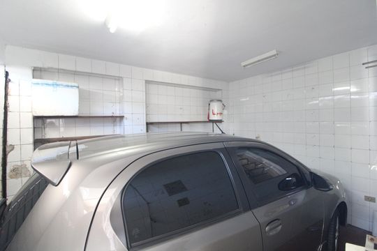 Garagem de casa à venda com 2 quartos, 125m² em Jardim Primavera, São Paulo