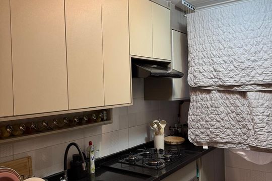 Cozinha de apartamento à venda com 2 quartos, 45m² em bloco 14 apto 01 , Sumaré