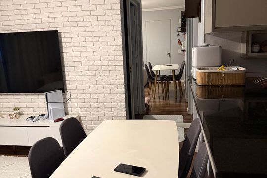 Sala de apartamento à venda com 2 quartos, 45m² em bloco 14 apto 01 , Sumaré