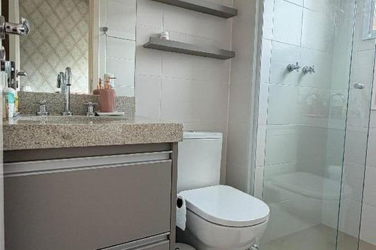 Banheiro da Suíte 2 de apartamento à venda com 3 quartos, 135m² em Vila Olímpia, São Paulo