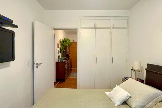Quarto 1 de apartamento à venda com 2 quartos, 50m² em Pinheiros, São Paulo