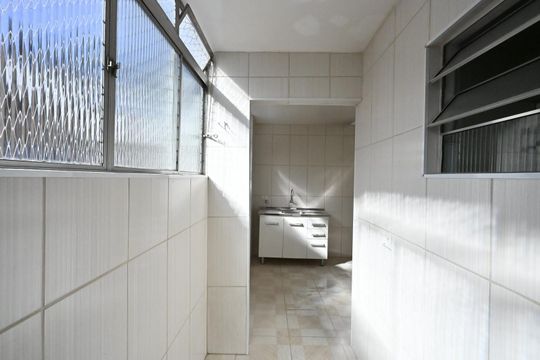 Área de Serviço  de apartamento para alugar com 2 quartos, 54m² em Parque Pinheiros, Taboão da Serra