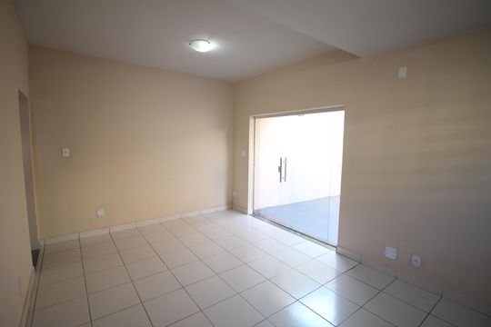 Sala de casa à venda com 3 quartos, 127m² em Inconfidentes, Contagem