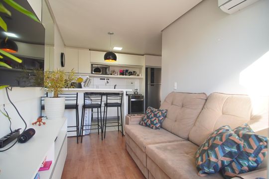 Sala de apartamento à venda com 2 quartos, 48m² em Primavera, Novo Hamburgo