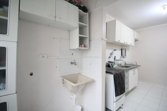 Apartamento à venda com 2 quartos, 68m² em Chácara Agrindus, Taboão da Serra