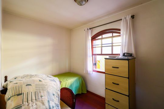 Casa para alugar com 3 quartos, 200m² em Jardim Vazani, São Paulo