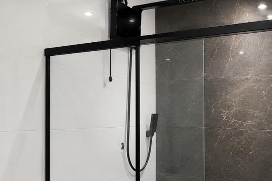 Banheiro de apartamento à venda com 2 quartos, 33m² em Parque Munhoz, São Paulo