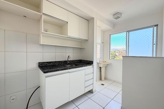 Cozinha de apartamento à venda com 2 quartos, 57m² em Cinquentenario, Belo Horizonte
