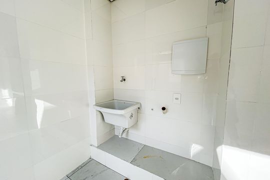 Apartamento à venda com 2 quartos, 138m² em Cabral , Contagem