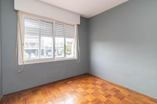 Quarto 2 de apartamento para alugar com 3 quartos, 79m² em Cristal, Porto Alegre