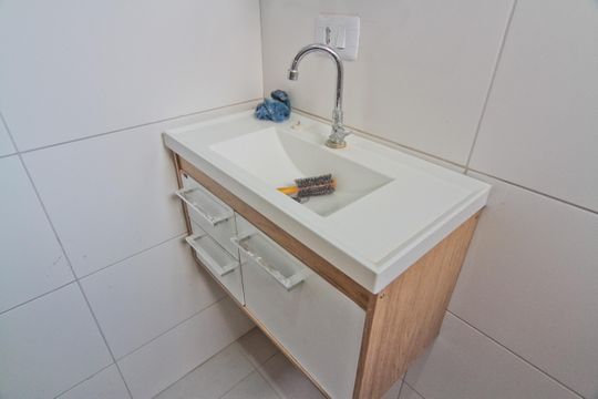 Banheiro da Suíte 2 de casa de condomínio para alugar com 2 quartos, 80m² em Vila Dom Pedro Ii, São Paulo