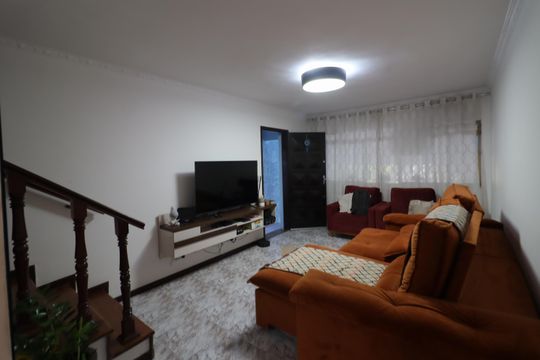 Sala de casa à venda com 3 quartos, 180m² em Bela Vista, Osasco
