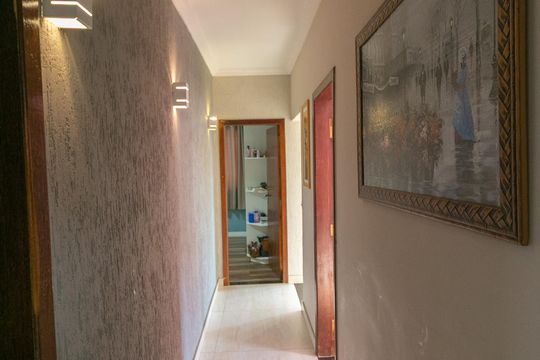 Casa para alugar com 3 quartos, 390m² em Planalto, Belo Horizonte