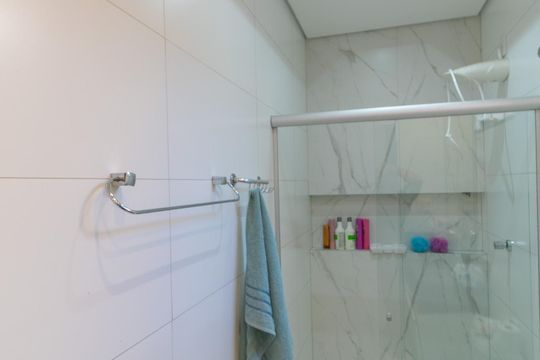 Casa para alugar com 3 quartos, 390m² em Planalto, Belo Horizonte