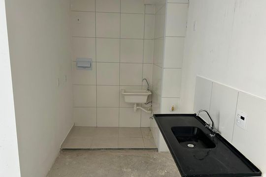 Cozinha de apartamento à venda com 2 quartos, 35m² em Usina Piratininga, São Paulo