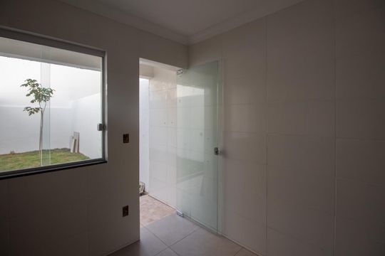 Cozinha de casa à venda com 2 quartos, 75m² em Jardim Leblon, Belo Horizonte