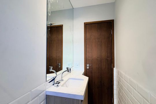 Banheiro Social de apartamento à venda com 3 quartos, 74m² em Lourdes, Belo Horizonte