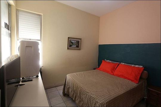 Quarto de apartamento para alugar com 2 quartos, 88m² em Copacabana, Rio de Janeiro