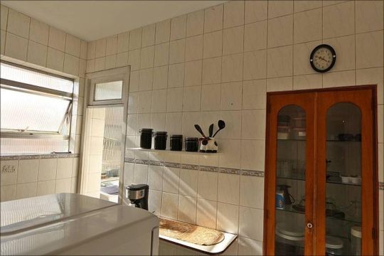 Cozinha de apartamento para alugar com 2 quartos, 88m² em Copacabana, Rio de Janeiro