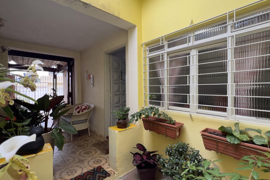 Área externa de casa à venda com 3 quartos, 140m² em Vila Milton, Guarulhos
