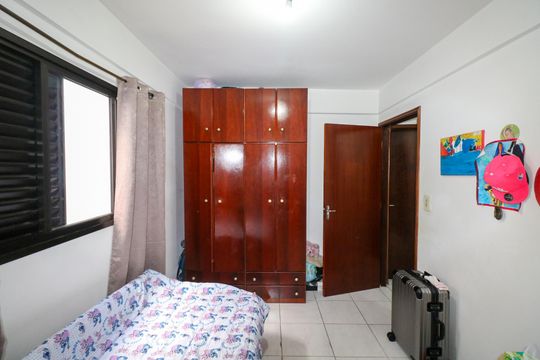 Quarto de apartamento à venda com 2 quartos, 75m² em Santa Paula, São Caetano do Sul