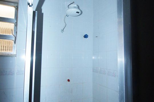 Banheiro de casa à venda com 2 quartos, 60m² em Penha, Rio de Janeiro