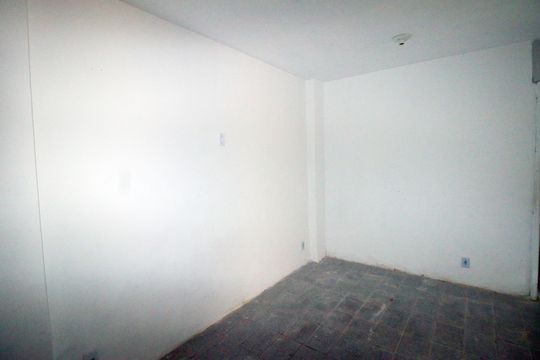 Sala de casa à venda com 2 quartos, 60m² em Penha, Rio de Janeiro