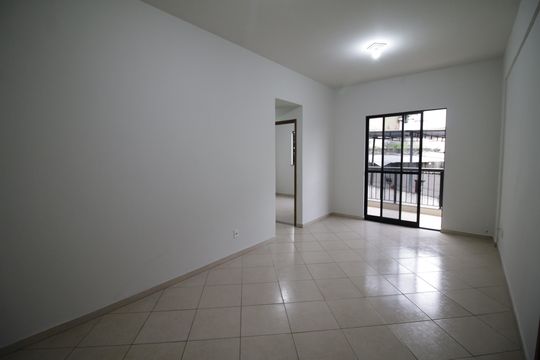 Apartamento à venda com 2 quartos, 70m² em Taquara, Rio de Janeiro