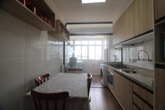 Cozinha - Armários de apartamento à venda com 3 quartos, 104m² em Centro, Canoas