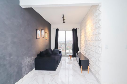 Sala de apartamento para alugar com 2 quartos, 53m² em Jardim do Divino, São Paulo