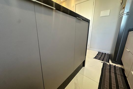 Cozinha de apartamento à venda com 2 quartos, 39m² em Santo Amaro, São Paulo