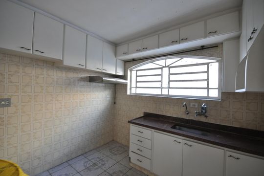 Cozinha de casa para alugar com 3 quartos, 172m² em Vila Maria Alta, São Paulo