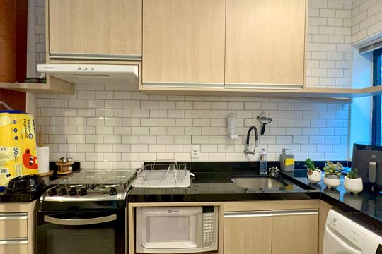 Cozinha de apartamento à venda com 1 quarto, 42m² em Cerqueira César, São Paulo