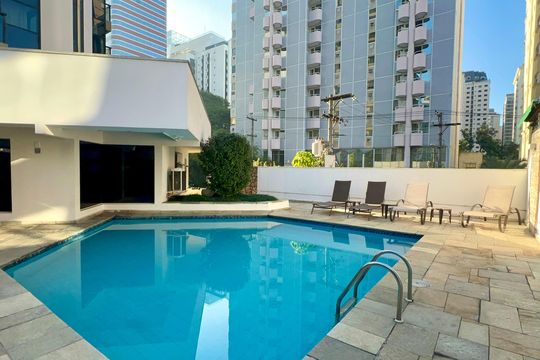 Piscina de apartamento à venda com 1 quarto, 42m² em Cerqueira César, São Paulo