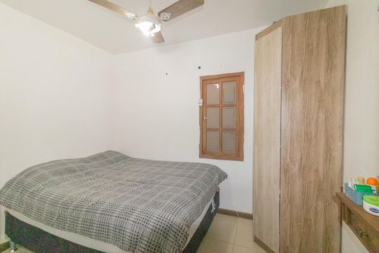Casa à venda com 4 quartos, 227m² em Harmonia, Canoas