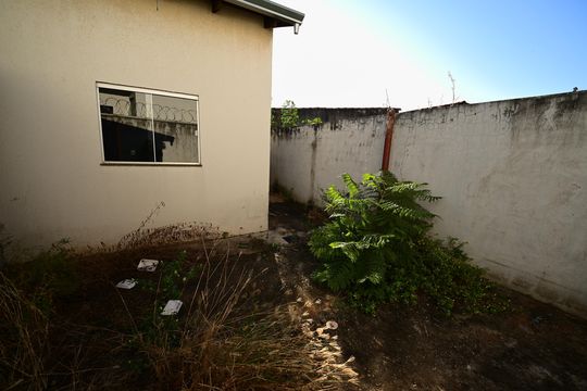 Área externa de casa à venda com 2 quartos, 78m² em Residencial Santa Fé I, Goiânia