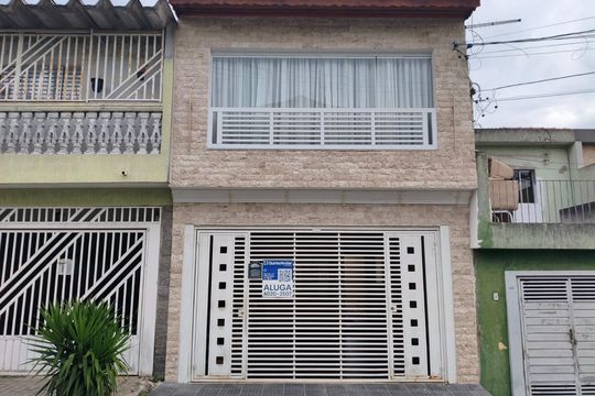Fachada de casa para alugar com 1 quarto, 52m² em Cidade Líder, São Paulo