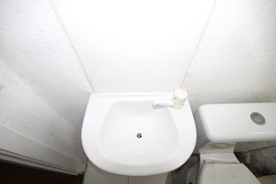 Banheiro de apartamento para alugar com 2 quartos, 39m² em Colônia (zona Leste), São Paulo