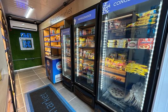 Área comum de apartamento para alugar com 1 quarto, 45m² em Pavuna, Nilópolis