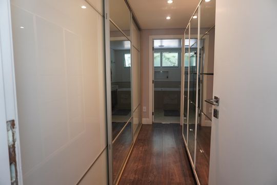 Suite 1 - Principal de casa de condomínio à venda com 4 quartos, 390m² em Residencial Seis (alphaville), Santana de Parnaíba