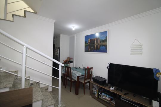 Sala de casa à venda com 2 quartos, 81m² em Jardim Paraíso, São Paulo