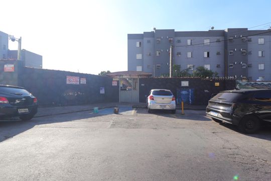 Fachada de apartamento à venda com 2 quartos, 75m² em Conjunto Residencial José Bonifácio, São Paulo