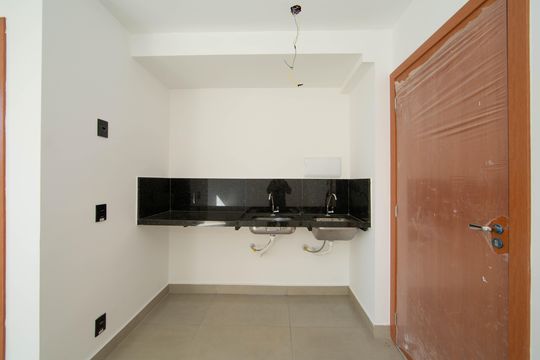 COZINHA de kitnet/studio à venda com 1 quarto, 27m² em Serra, Belo Horizonte